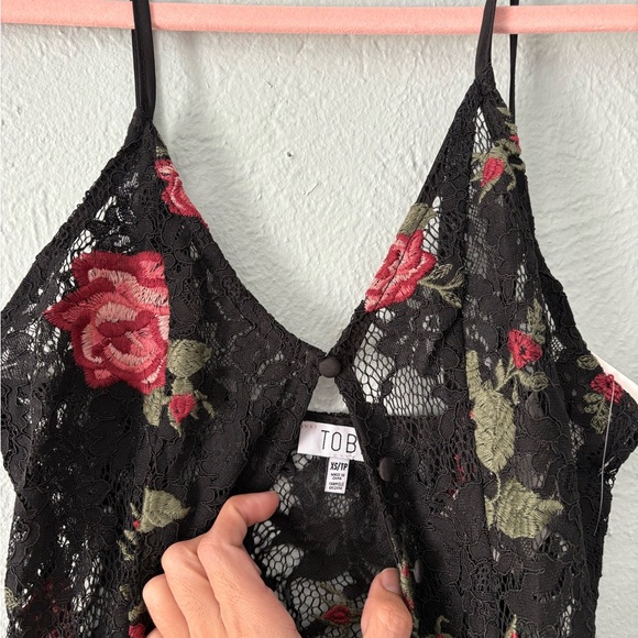 TOBI BLACK ROSE LACE DRESS - Picture 6 of 7
